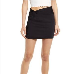 Elegant Black Mini Skirt